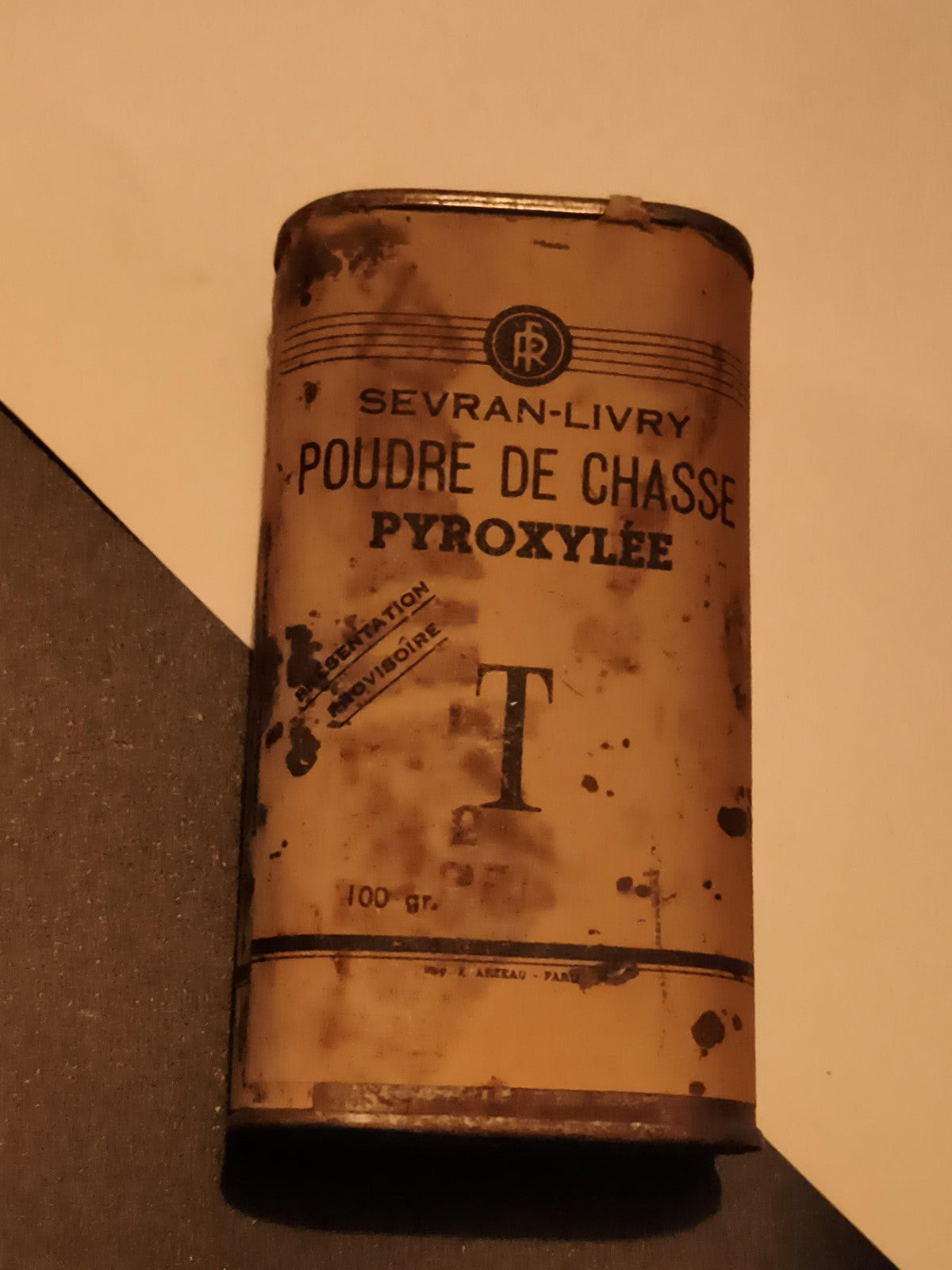 Boîte métal ancienne Sevran Livry poudre de chasse pyroxylée vintage déco