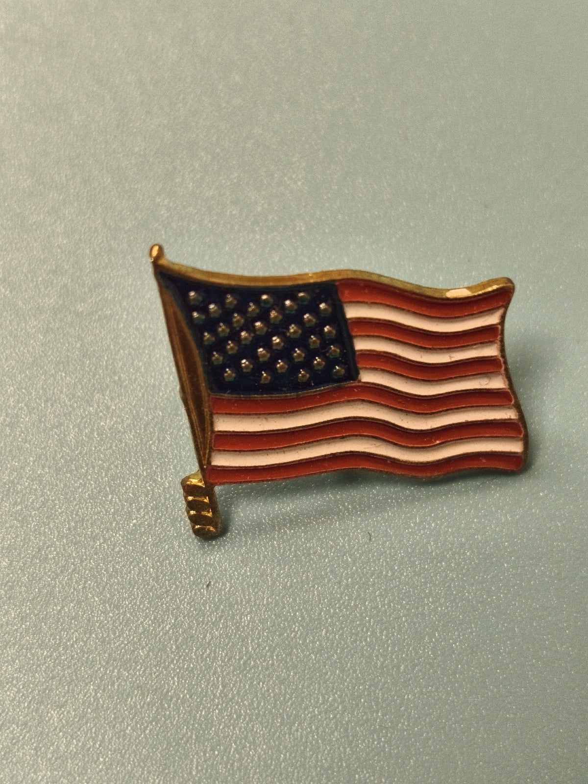 Vintage pin's drapeau USA émaillé ? Pin badge ancien collection américaine