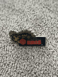 Pin's vintage Cafétéria Eris logo lion, badge ancien publicitaire