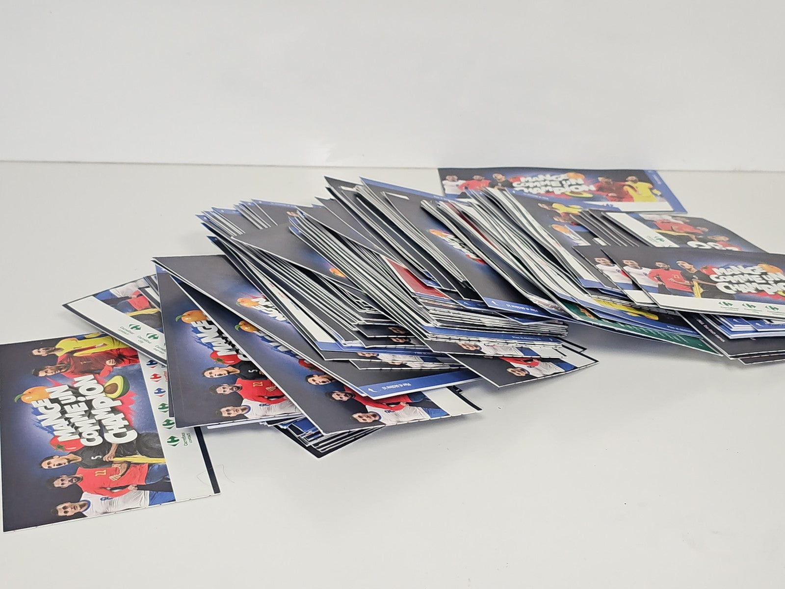 Lot stickers Mange comme un champion Carrefour 2020 ? Ensemble autocollants enfa