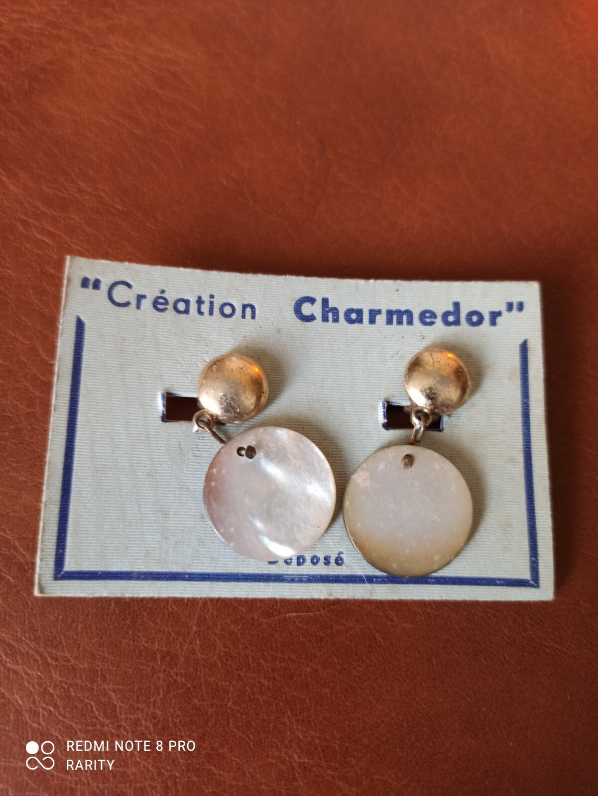 Boucles d’oreilles vintage Charme d’Or 1970s nacré rondes France