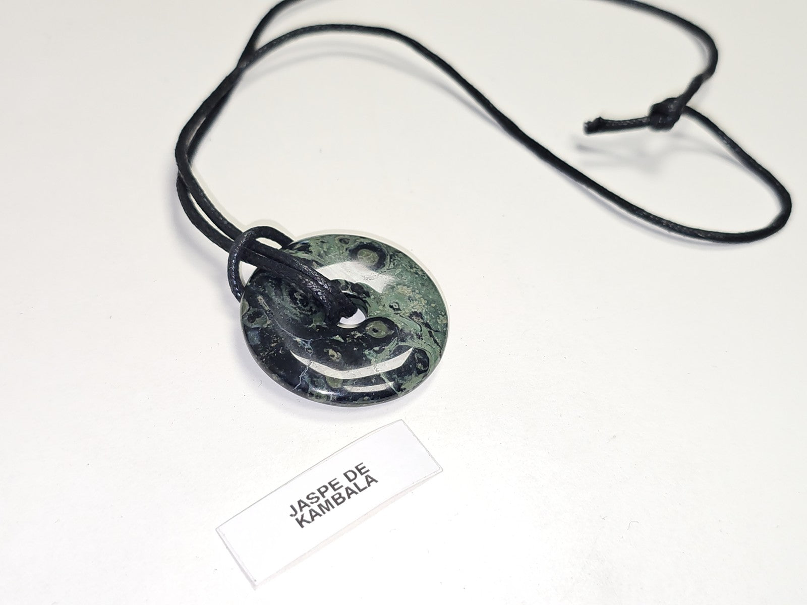 Collier pendentif donut en jaspe Kambaba pierre naturelle vert bijou femme