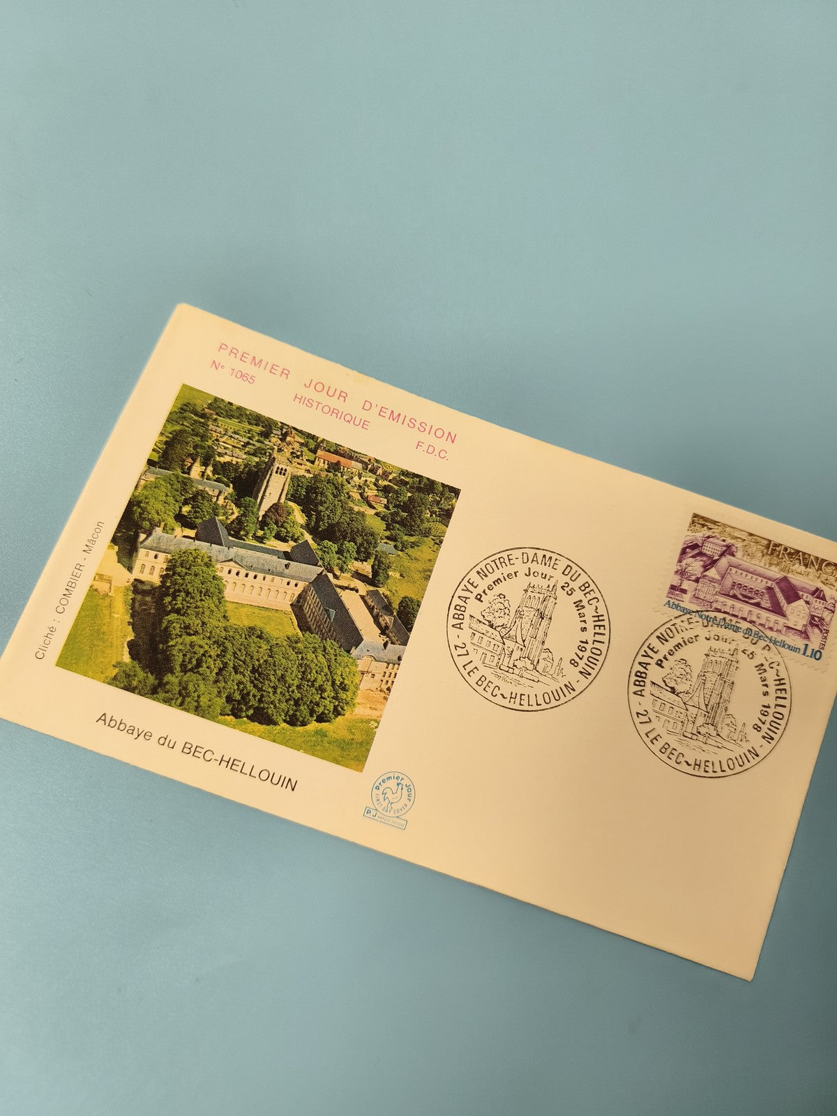 Enveloppe FDC Premier Jour Abbaye du Bec-Hellouin timbre et cachet visibles