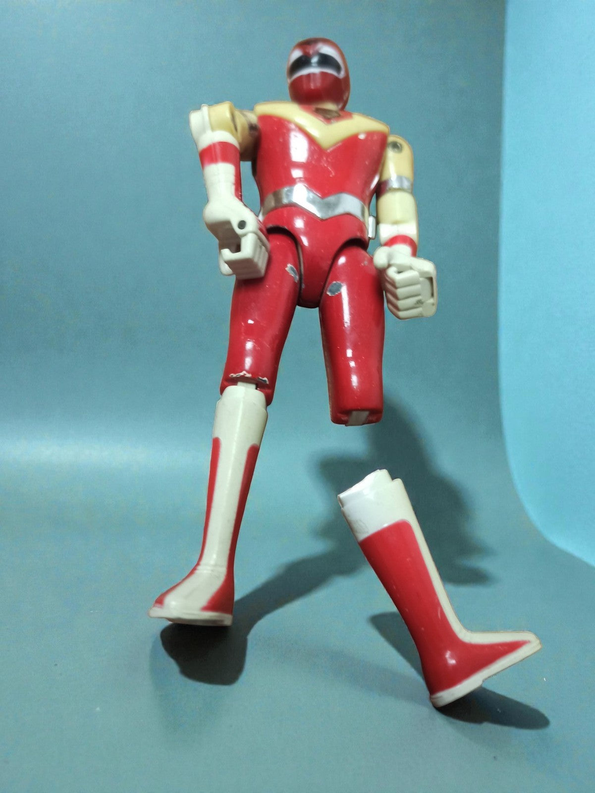 Figurine vintage Bioman Maskman rouge Bandai 1987 ancien jouet rétro abîmé