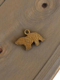 Pendentif ours vintage métal martelé années 50, bijou animalier rétro