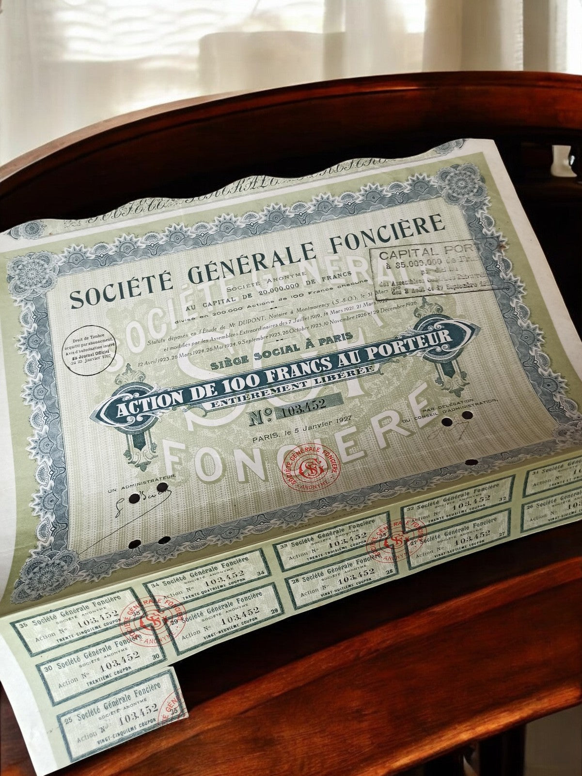 Action au porteur Société Générale Foncière 1927 document financier vintage