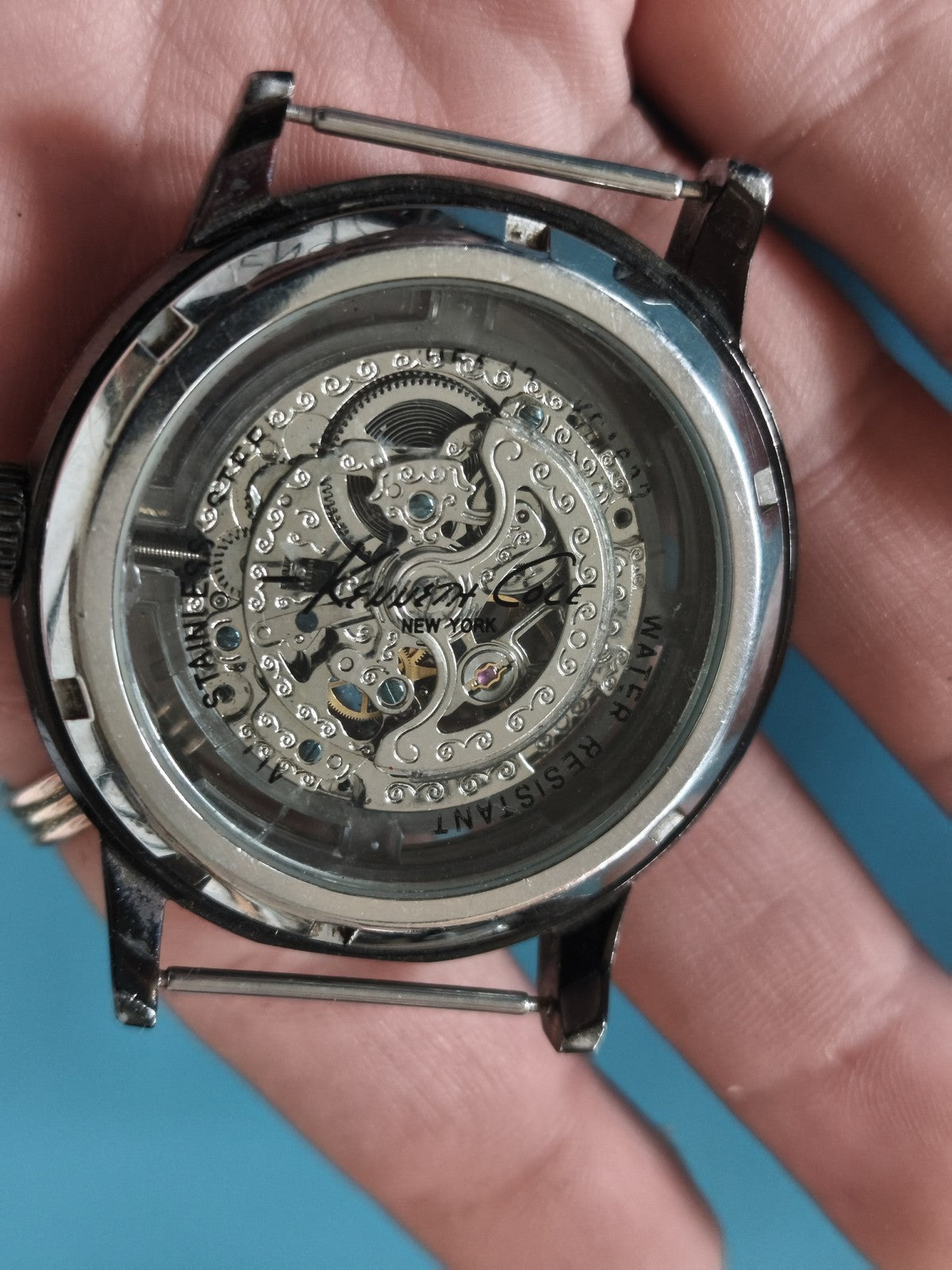 Montre squelette automatique Kenneth Cole homme, mouvement apparent, en l'état
