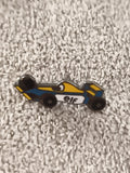 Pin's vintage Formule 1 ELF voiture bleu jaune émaillé années 80-90 (Ref 6)