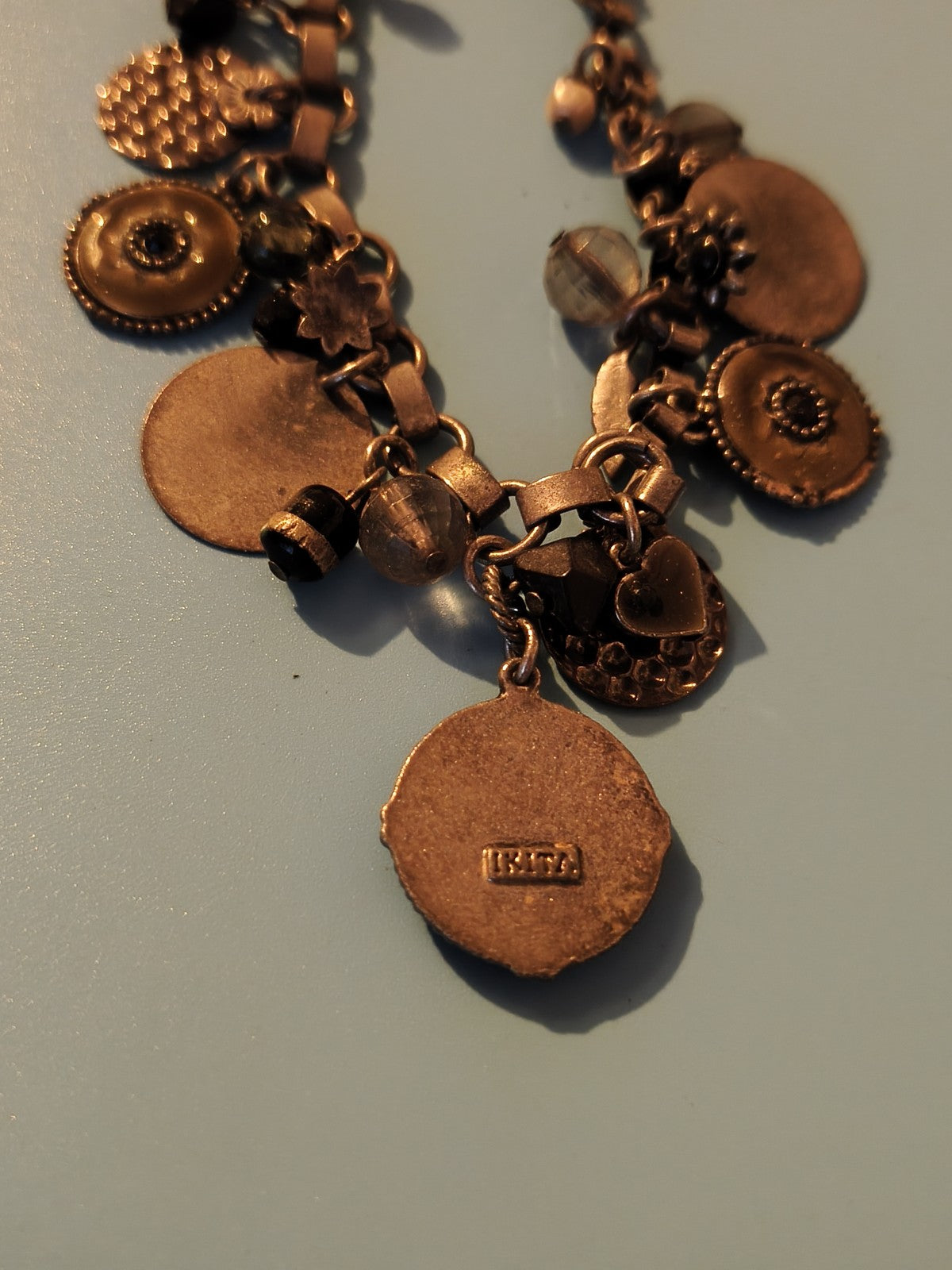 Collier ancien signé Ikita vintage ? Bijou rétro pour collectionneur ou amateur