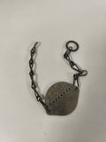 Ancienne plaque d'identité militaire française avec chaîne, vintage collection