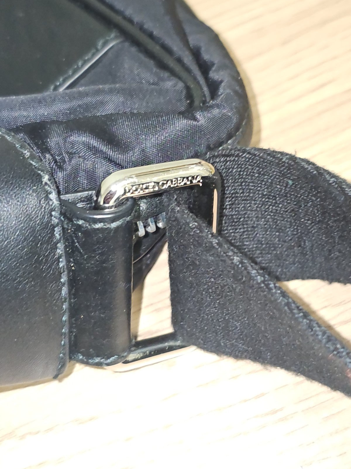 Sac bandoulière authentique Dolce & Gabbana pour pièces à restaurer