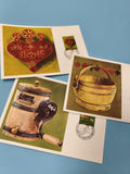 Lot cartes postales illustrées philatélie objets traditionnels timbrées