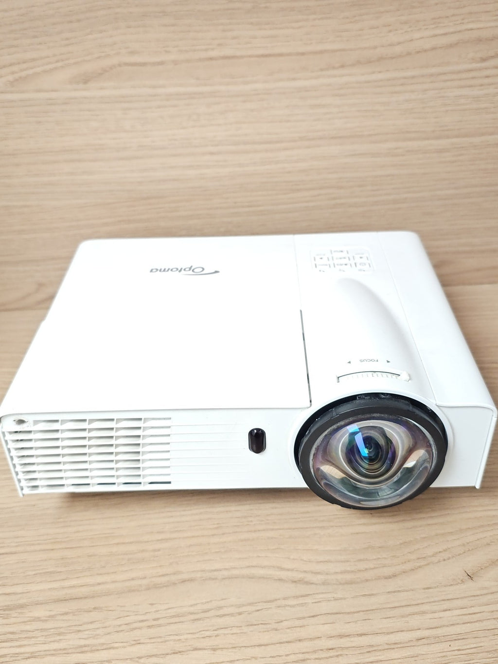 Vidéoprojecteur Optoma DAWSZUST WXGA Courte Focale Occasion Sans Câbles Non Test