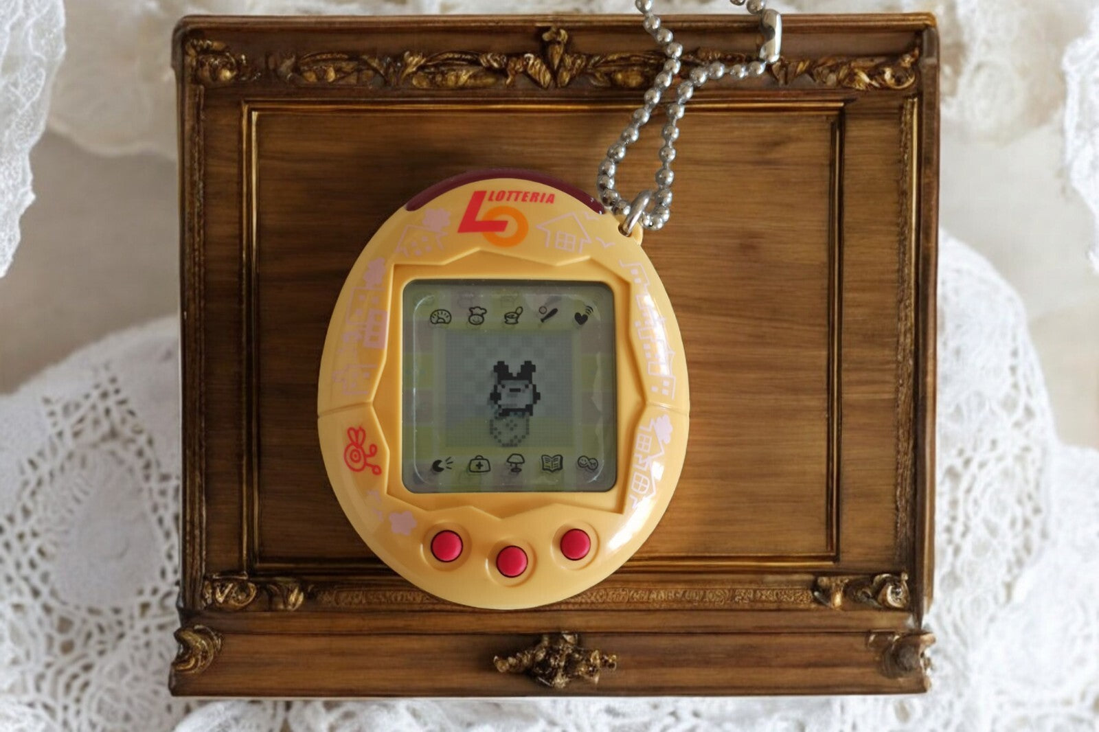 Tamagotchi Bandai Lotteria 2004 édition limitée jaune rare collection