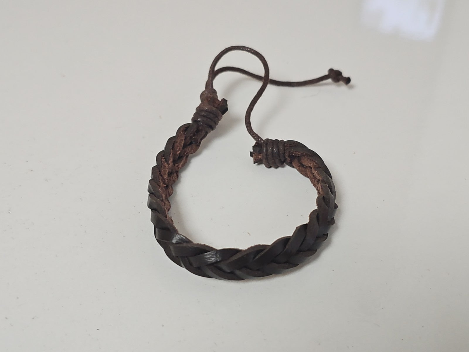 Bracelet fantaisie élégant, bijou décoratif d'occasion, accessoire mode femme
