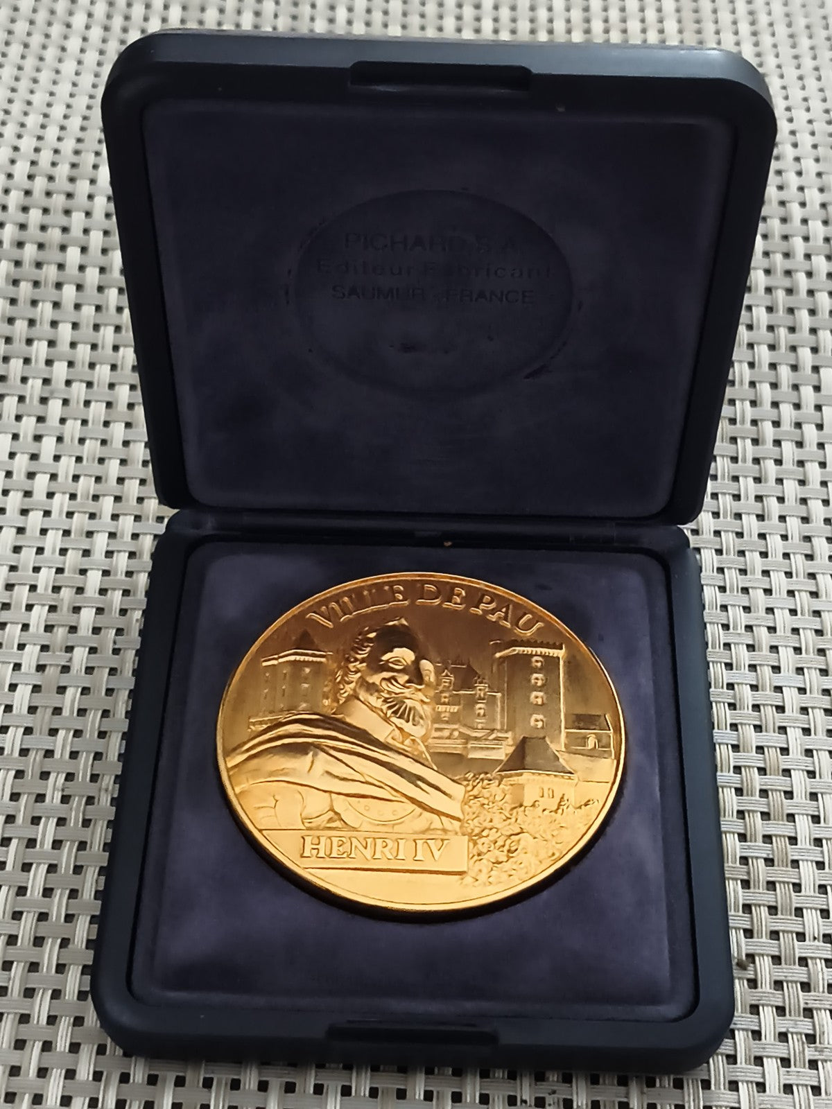 Médaille ancienne Ville de Pau Henri IV dorée Pichard France coffret