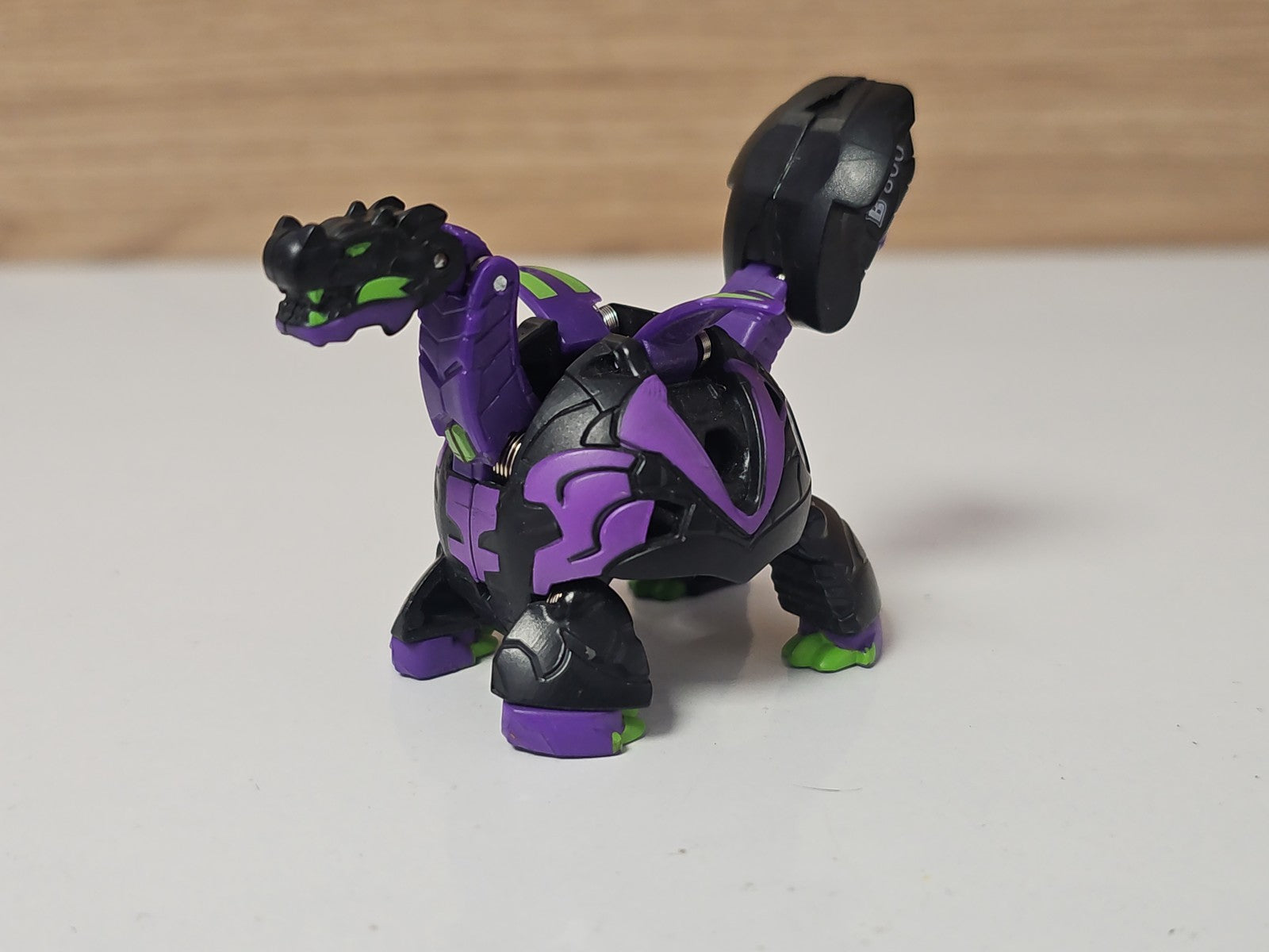 Bakugan Darkus Dragonoid Planet Black Battle Brawlers figurine jeu d'occasion