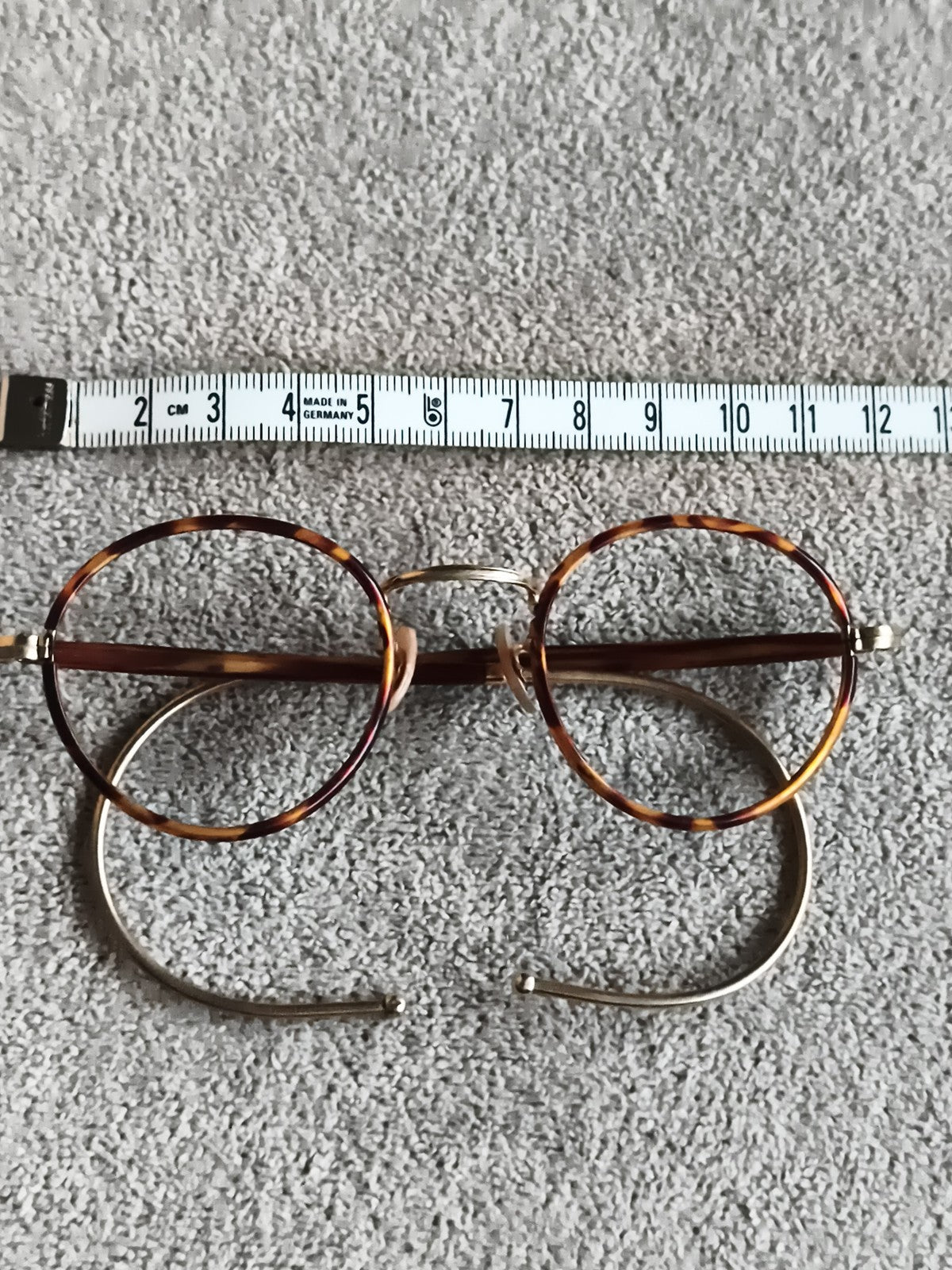 Lunettes anciennes rondes monture écaille métal, pince-nez vintage rétro