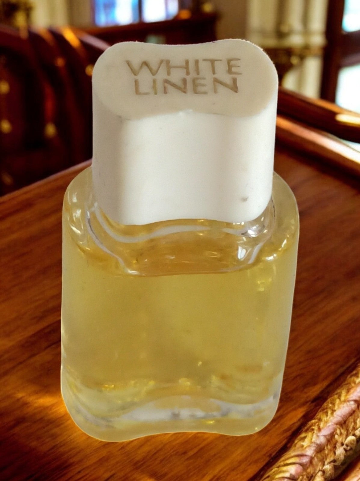 Miniature parfum vintage White Linen flacon rare ancien, bouchon blanc