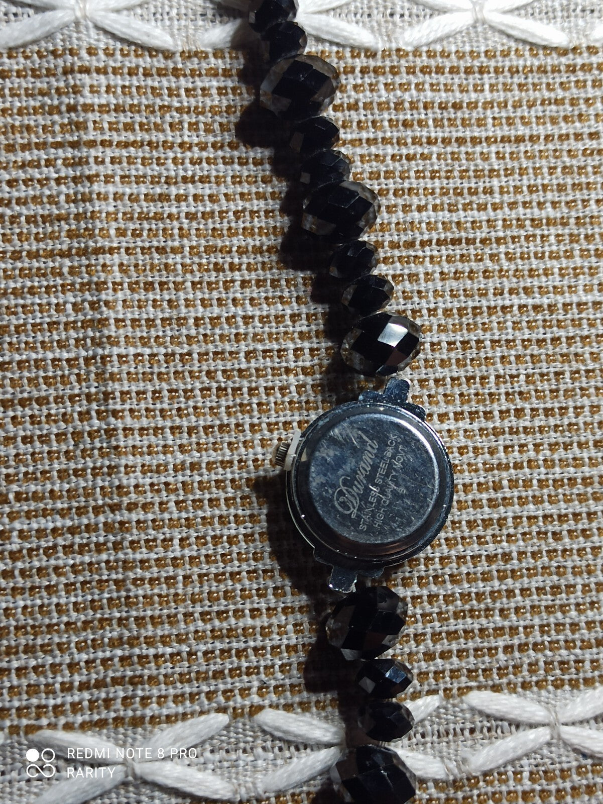 Montre Quartz Vintage Durand à Bracelet Perles Noires Facettées Femme Élégante
