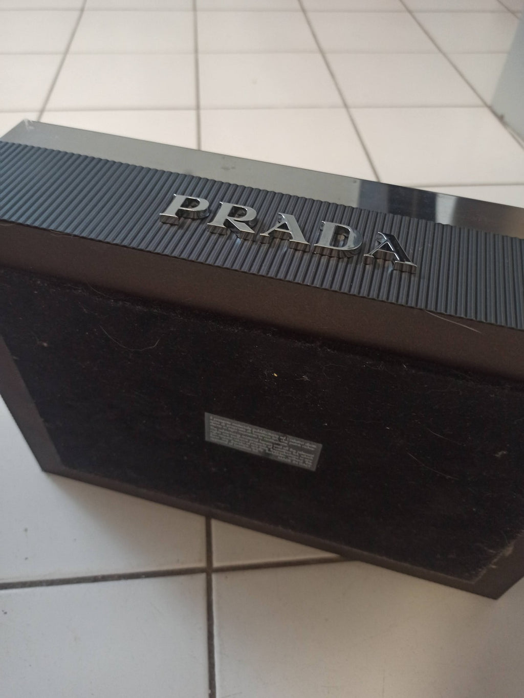 Présentoir ancien Prada vintage rare, objet de collection rétro marque luxe déco