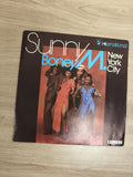 Vinyle 45 tours Boney M Sunny / New York City pochette illustrée Carrere