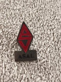 Pin's vintage ASAL losange rouge noir, badge ancien logo (Ref 6)