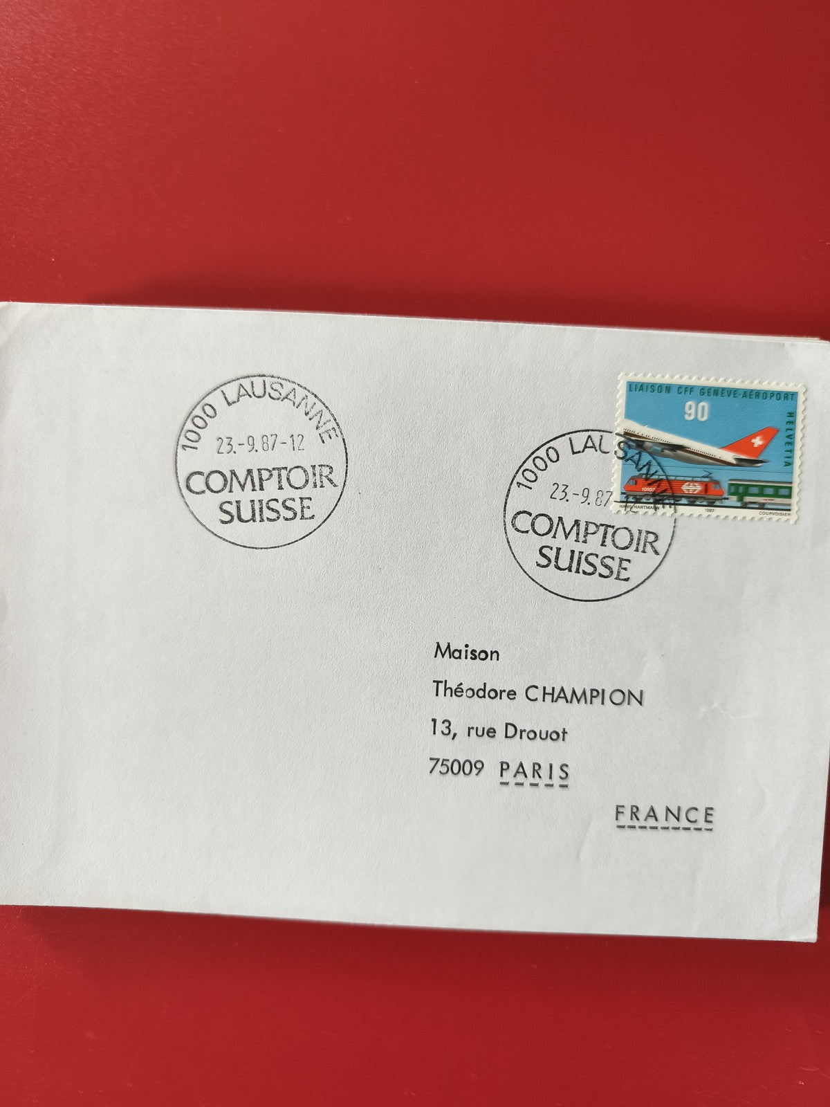 Enveloppe philatélie avec timbre Suisse avion et cachets Lausanne Comptoir Suiss