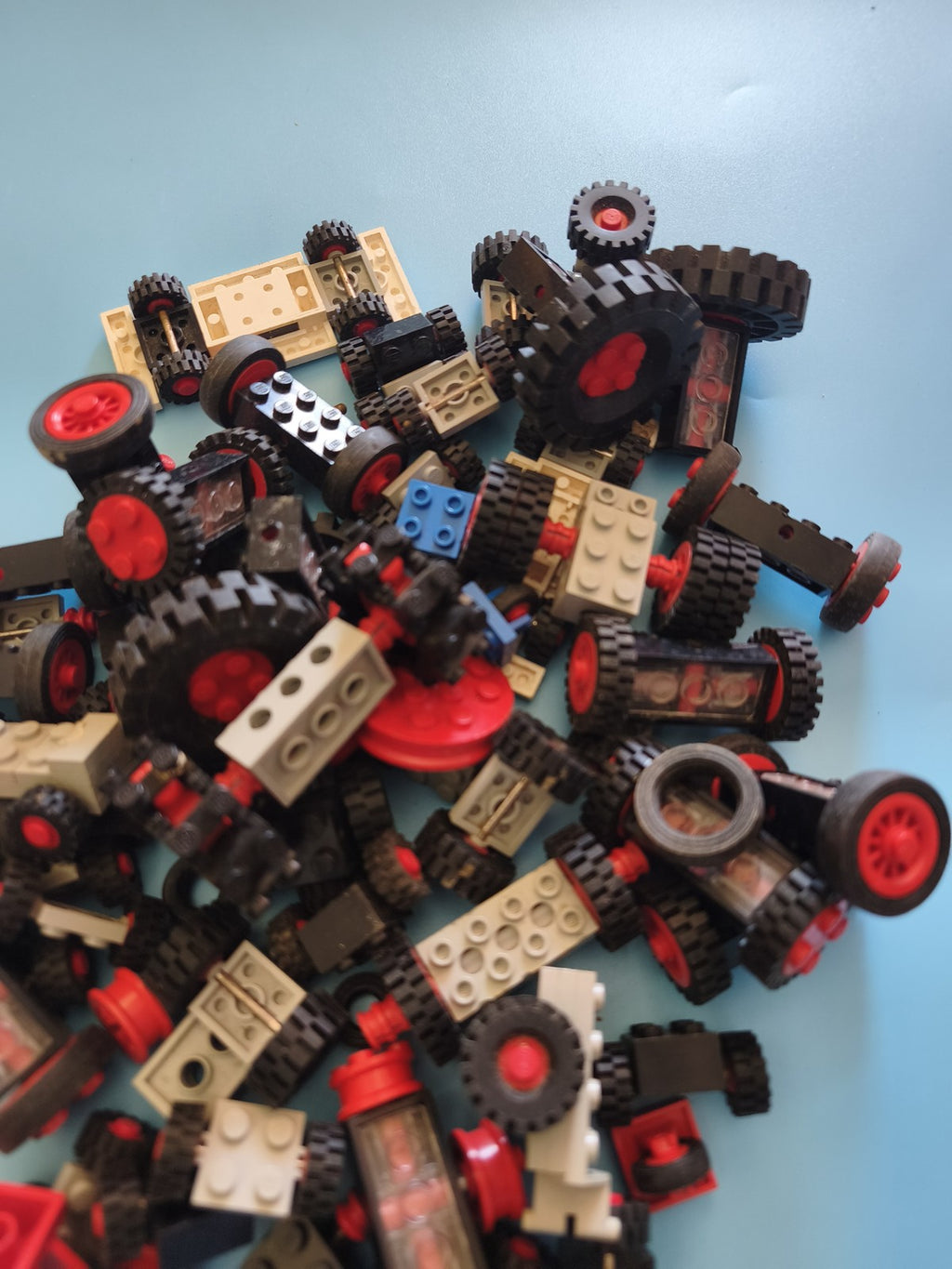 Lot de roues LEGO anciennes vintage rétro pour constructions et véhicules de col
