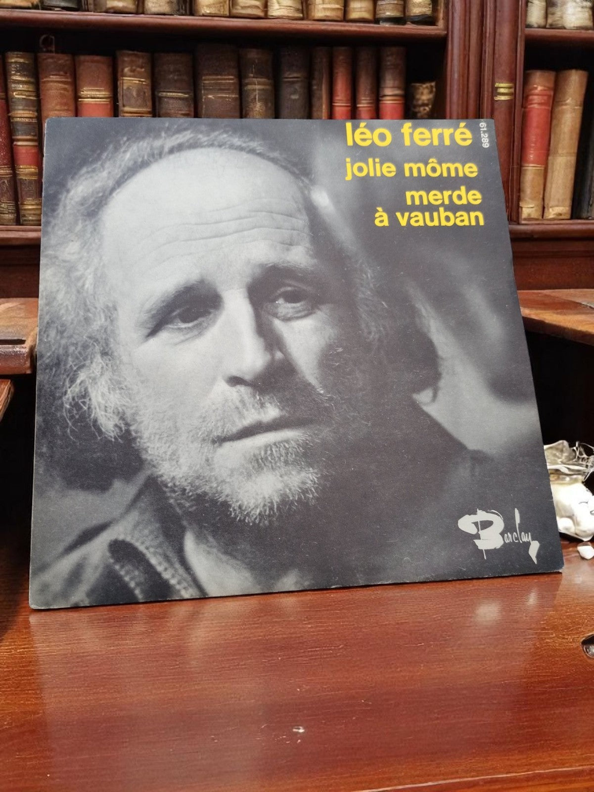 Vinyle 45 tours Léo Ferré Barclay, pochette Jolie môme, vintage chanson français