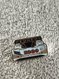 Pin's vintage Peugeot Esso face avant voiture sport auto émaillé (Ref 10)