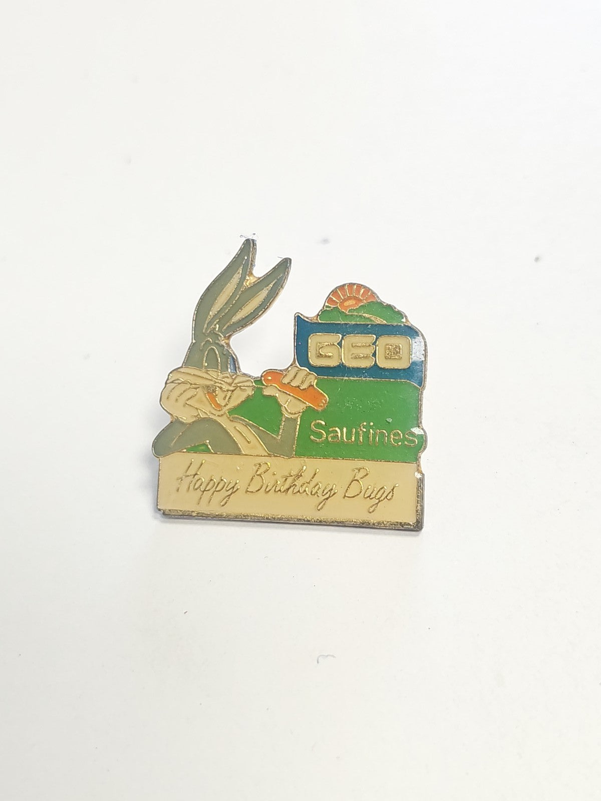 Pin's rétro Bugs Bunny Geo ancien, badge vintage Looney Tunes collector rare