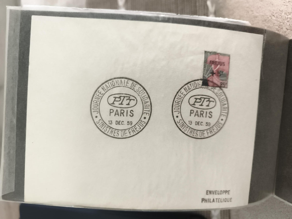 Enveloppe philatélique PTT Paris 1959 Fréjus, oblitération solidarité