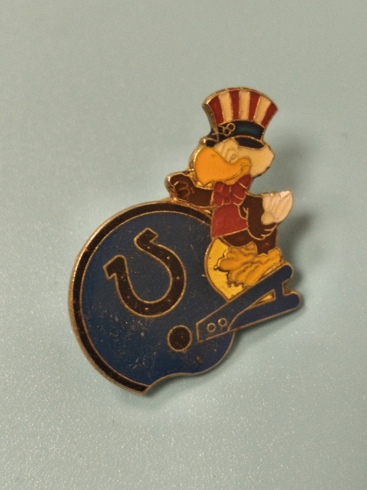 Vintage pin's USA mascotte oncle Sam chapeau rayé bleu rouge collection (Ref 2)