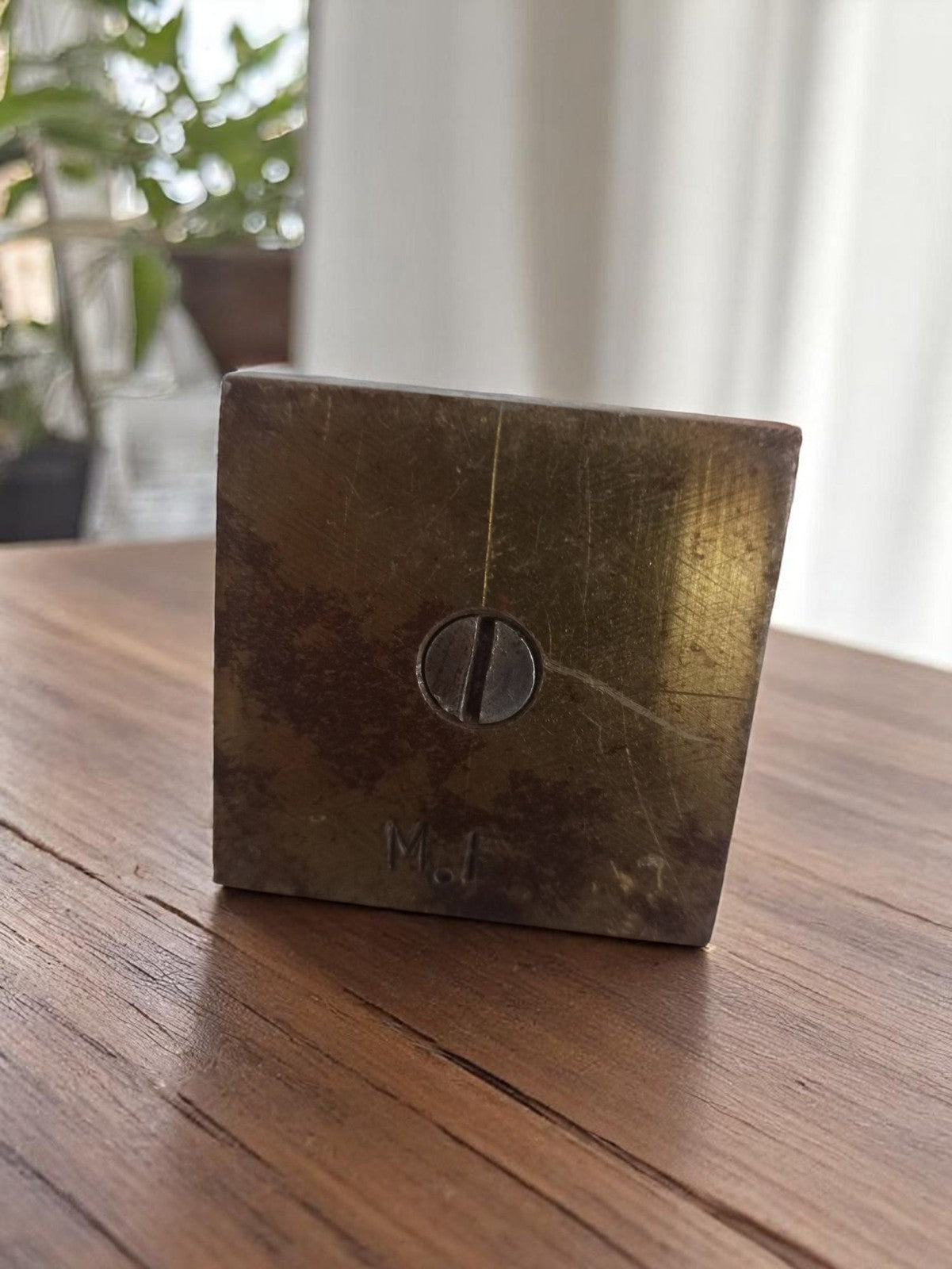 Vintage Holzskulptur Briefbeschwerer Dekowürfel, Retro Dekoobjekt