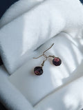 Paire boucles d’oreilles vintage rétro perle violette pendantes ancien fantaisie