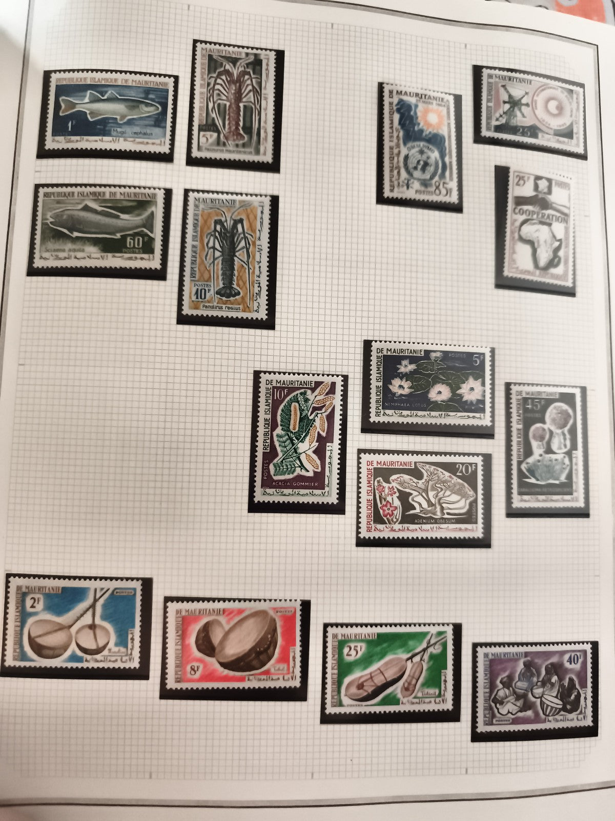 Timbres neufs Mauritanie anciens thèmes faune flore instruments Afrique