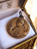 Médaille religieuse ancienne Pius XII, pendentif vintage foi catholique
