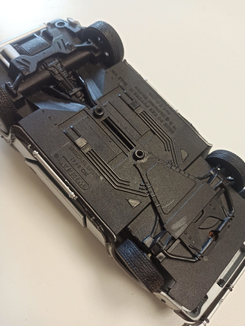 Voiture miniature DeLorean Welly rétro argentée Back to the Future II