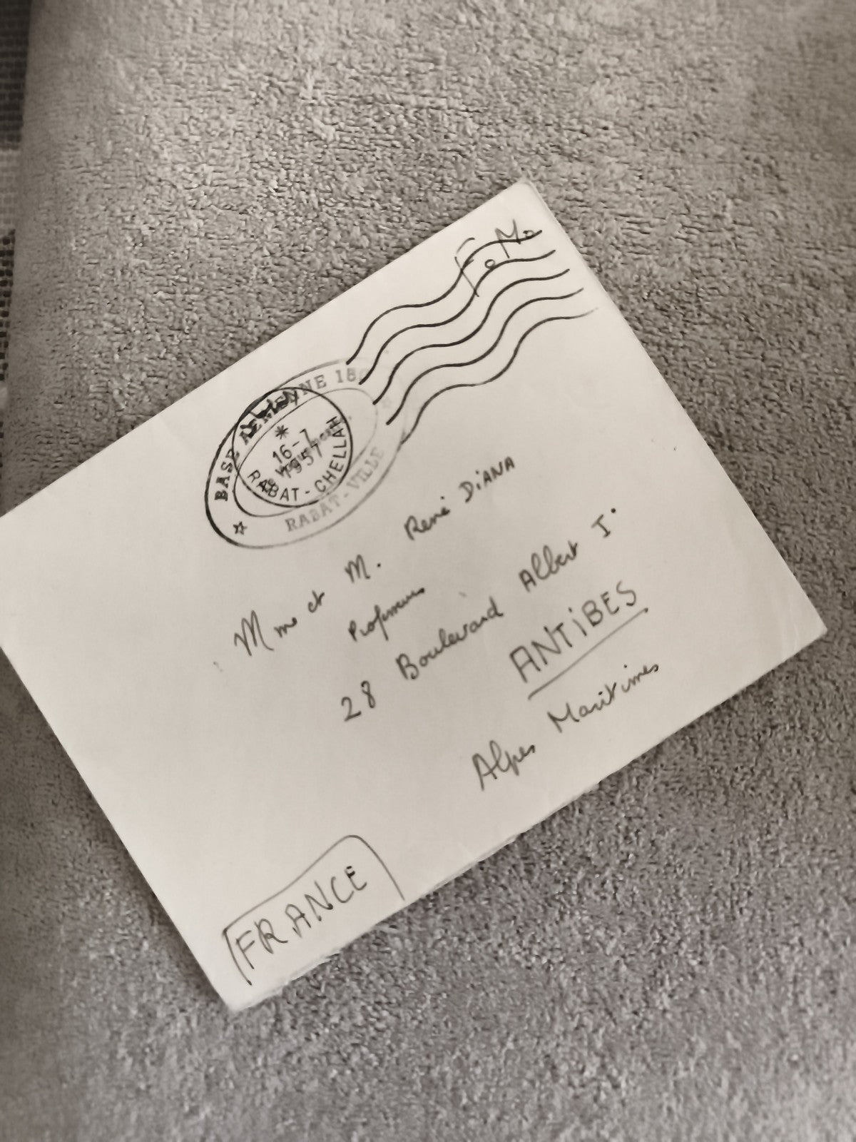 Lettre oblitérée Maroc 1957 cachet Rabat Chellah correspondance France philatéli