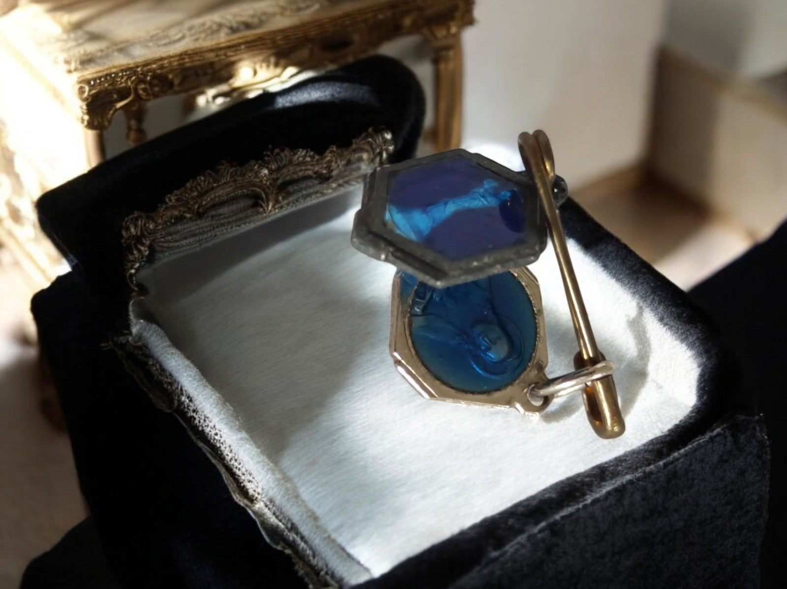 Pendentif religieux catholique vintage bleu, lot 2 médailles anciennes