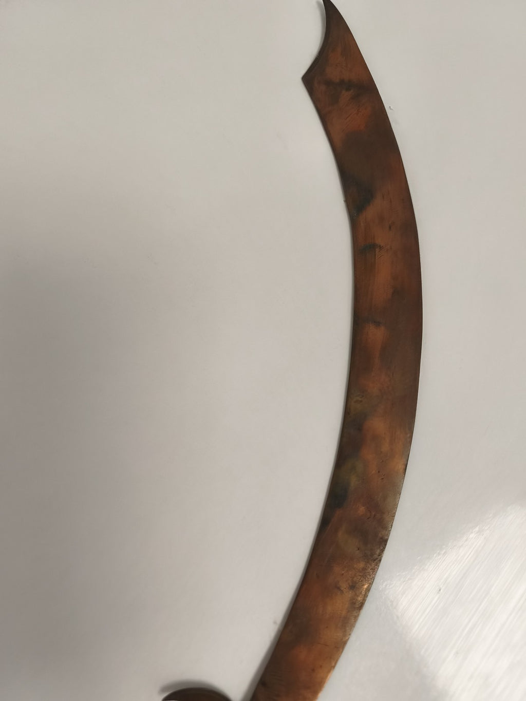 Coupe-papier ancien militaria 1916, grande lame courbe, finition aspect cuivre W