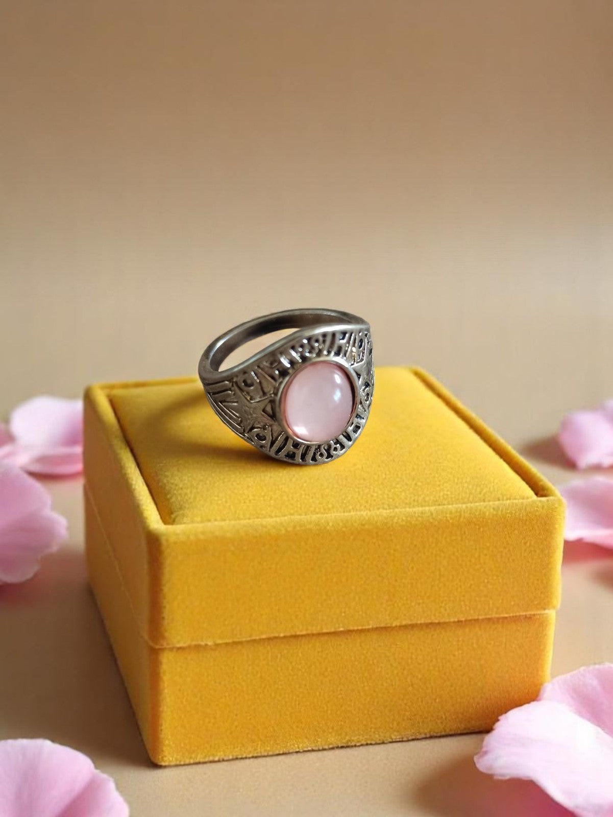 Bague vintage fantaisie cabochon rose taille 58 style rétro femme
