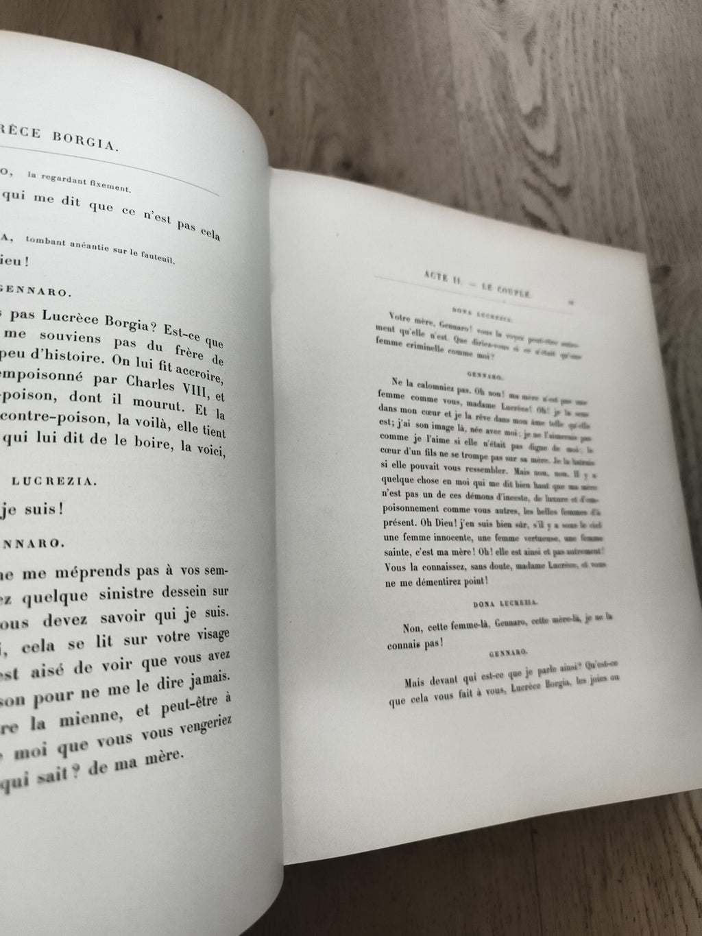 Lot 5 livres reliés Victor Hugo Édition Nationale cuir noir XIXe