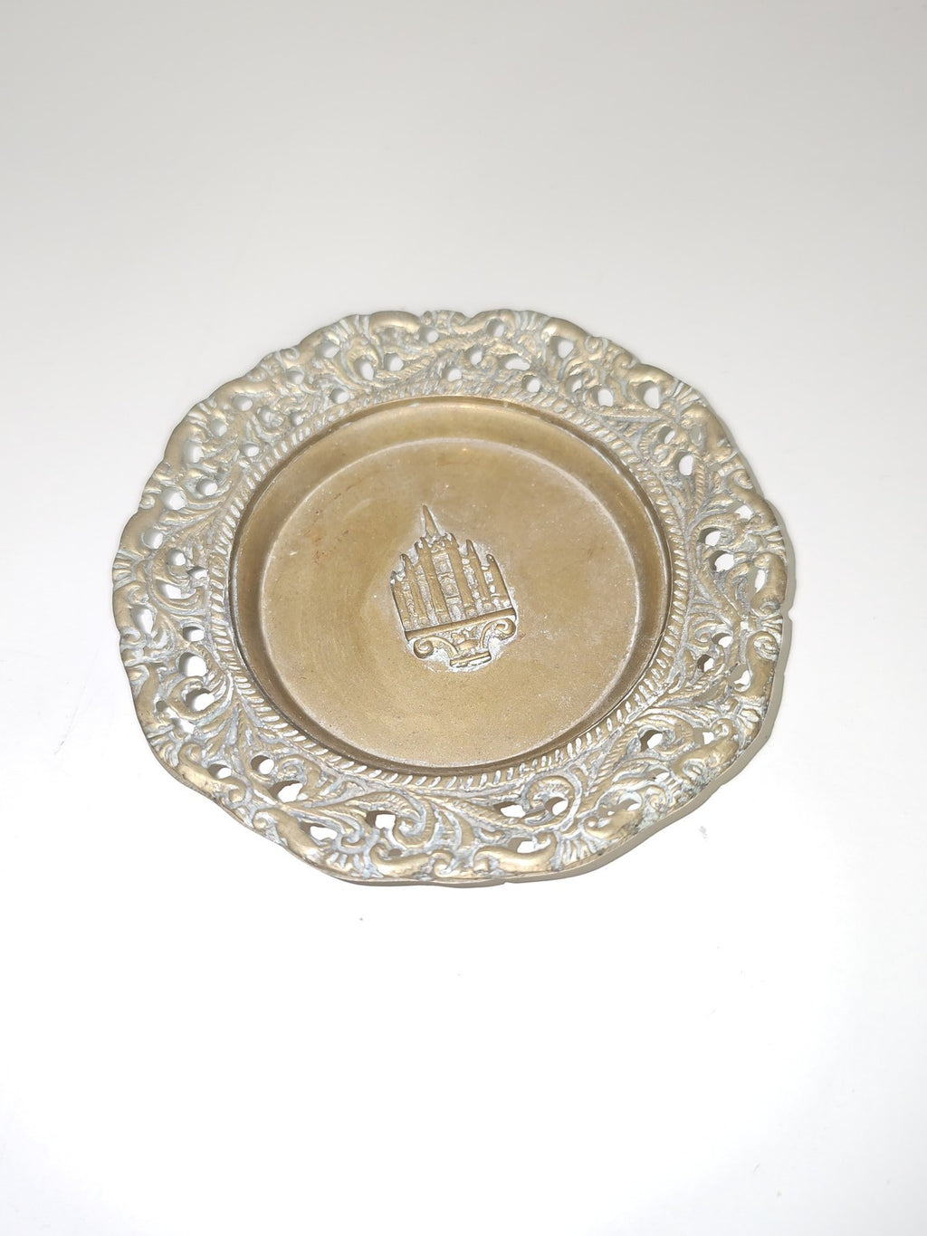 Petit cendrier vintage en bronze ou laiton, marque Ancienne, objet ancien déco r
