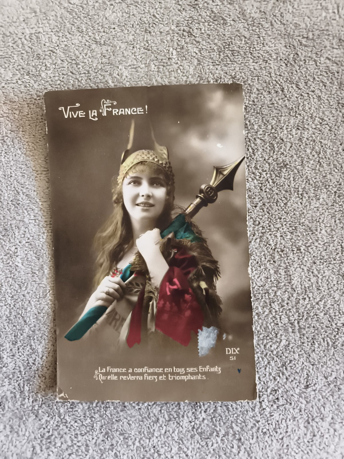 CPA Vive la France allégorie patriotique femme lance début XXe