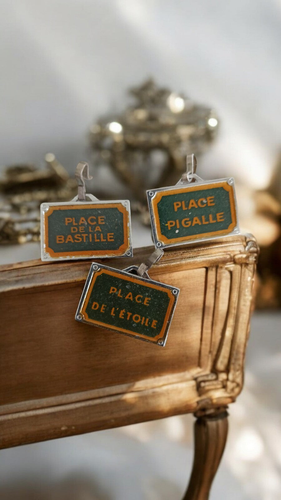 Lot 4 plaques parisiennes vintage déco murale ? Bastille Pigalle Étoile
