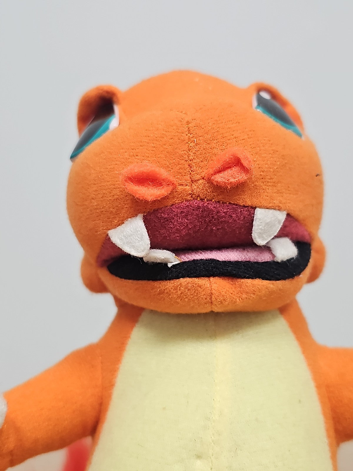 Peluche rétro Salamèche Pokémon Nintendo ancienne, collection vintage rare 90s