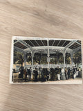 Ancienne carte postale Vichy Source de l?Hôpital LL animée vintage couleur