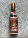Mignonnette vintage Pineau des Charentes Roussille Gaston partiellement pleine